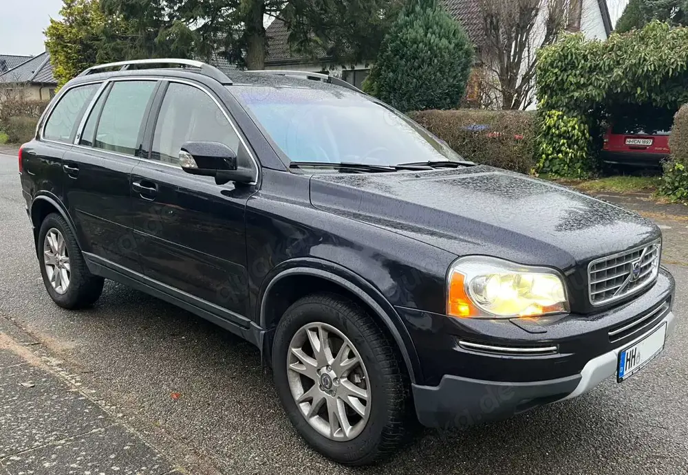 Volvo XC90 D5 AWD SCHECKHEFTGEPFLEGT SCHIEBEDACH