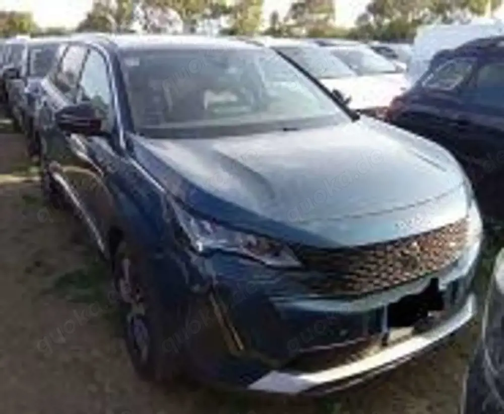 Peugeot 5008 1.5 Blue-HDI FAP Allure Pack AT 7-Si+Navi+R-Kam+
