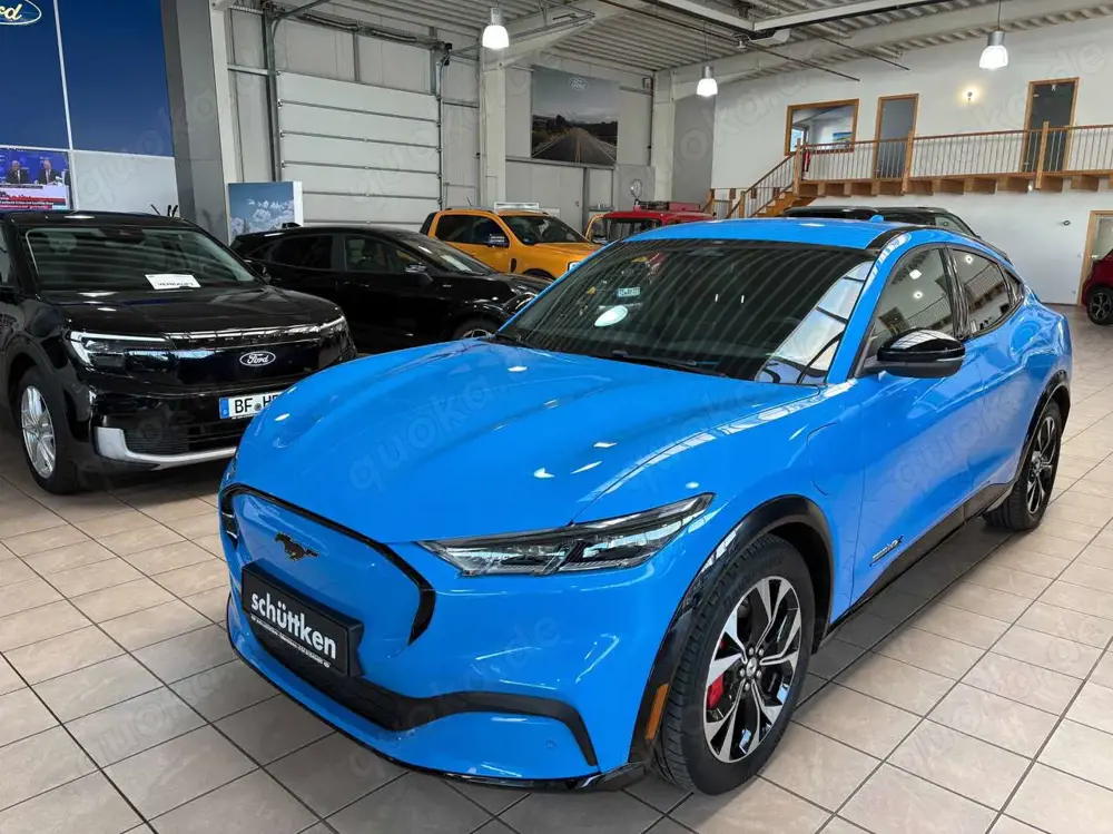 Ford Mustang MachE Extended Range AWD SYNC4, NAVI, Kamera, ALU