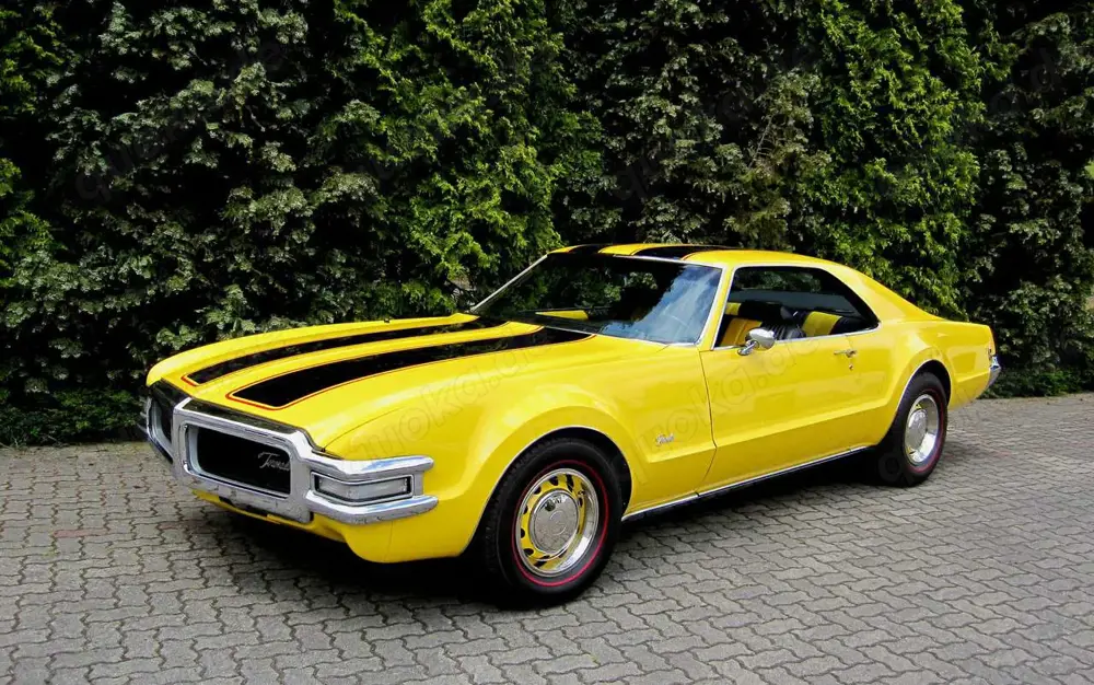 Oldsmobile Toronado "Deluxe Coupe"