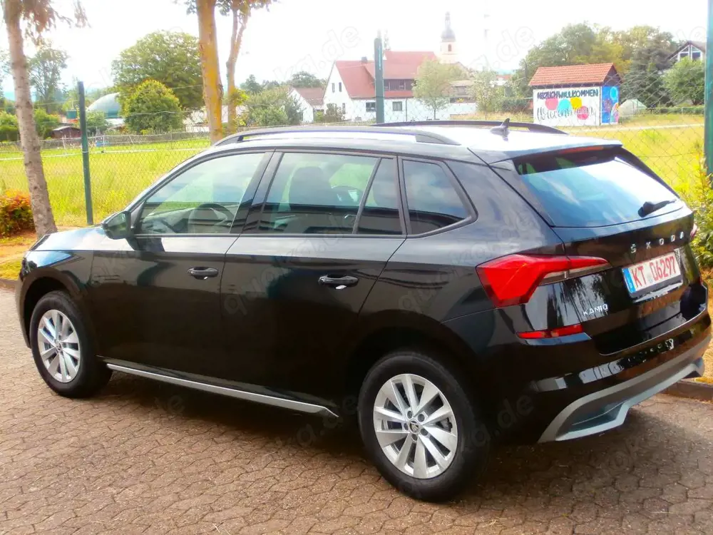 Skoda Kamiq Selection 1.5 TSI Climatr. LM LED PDC+Kam. 5JGar.-