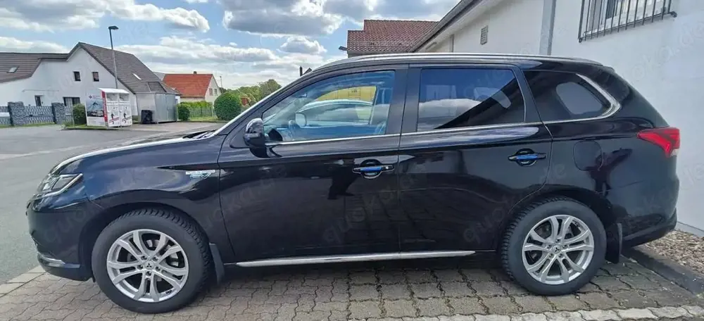 Mitsubishi Outlander Outlander 2.0 4WD Plug-In Hybrid Top