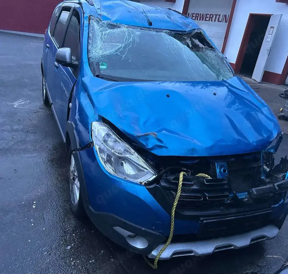 Dacia Lodgy Stepway SCe 100 7Sitzer