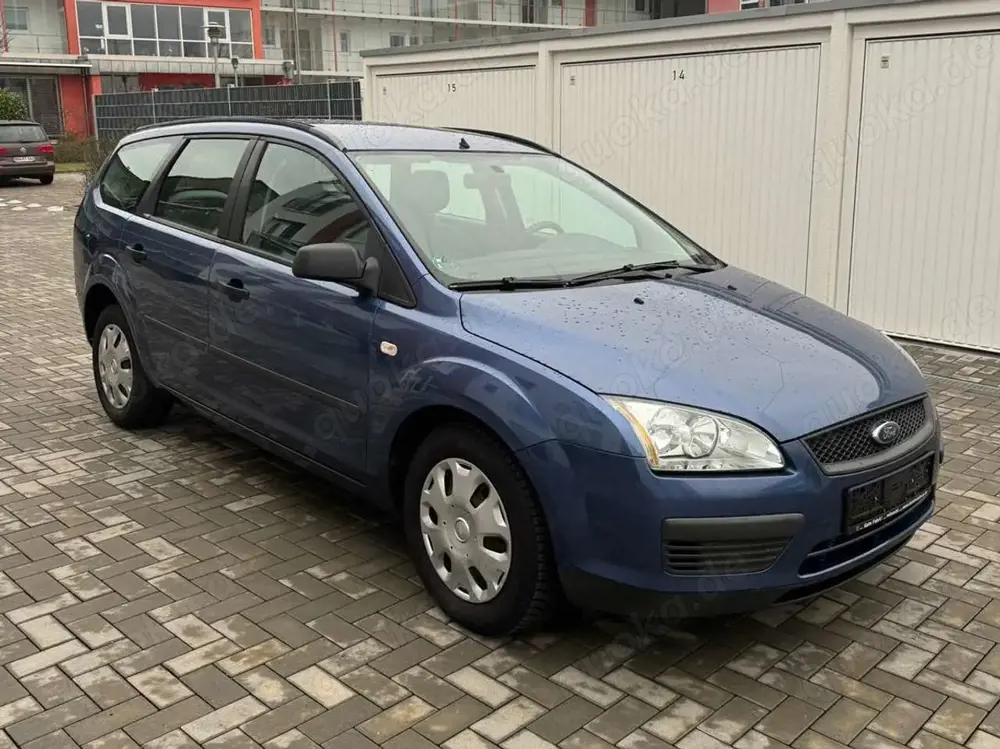 Ford Focus Focus Turnier 1.6 | HU NEU | Bremsen  Service neu