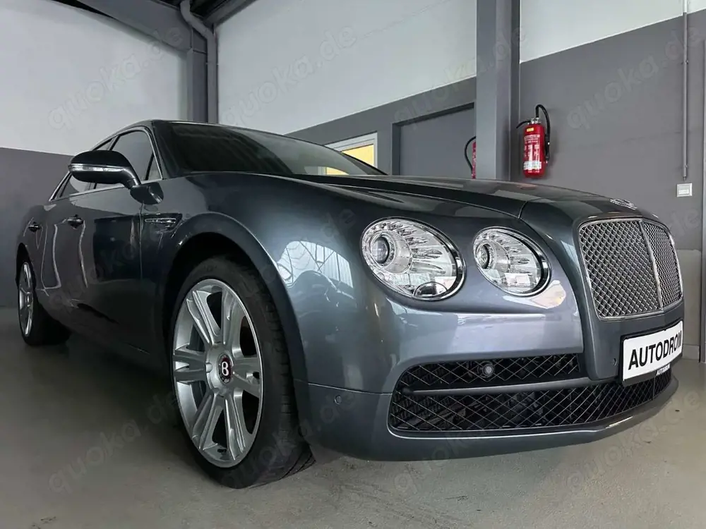 Bentley Flying Spur 4.0 V8 Aut. 1.Hand/Mwst ausweisbar