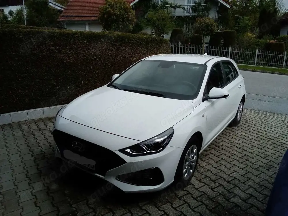 Hyundai i30 i30 1.5 Pure 1,5 Vierzylinder 110PS