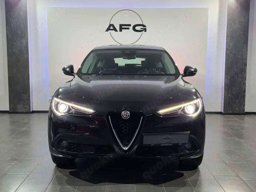 Alfa Romeo Stelvio SuperQ4*PANO/SCHIEBE*SHZ*LHZ*AHK*NAVI*