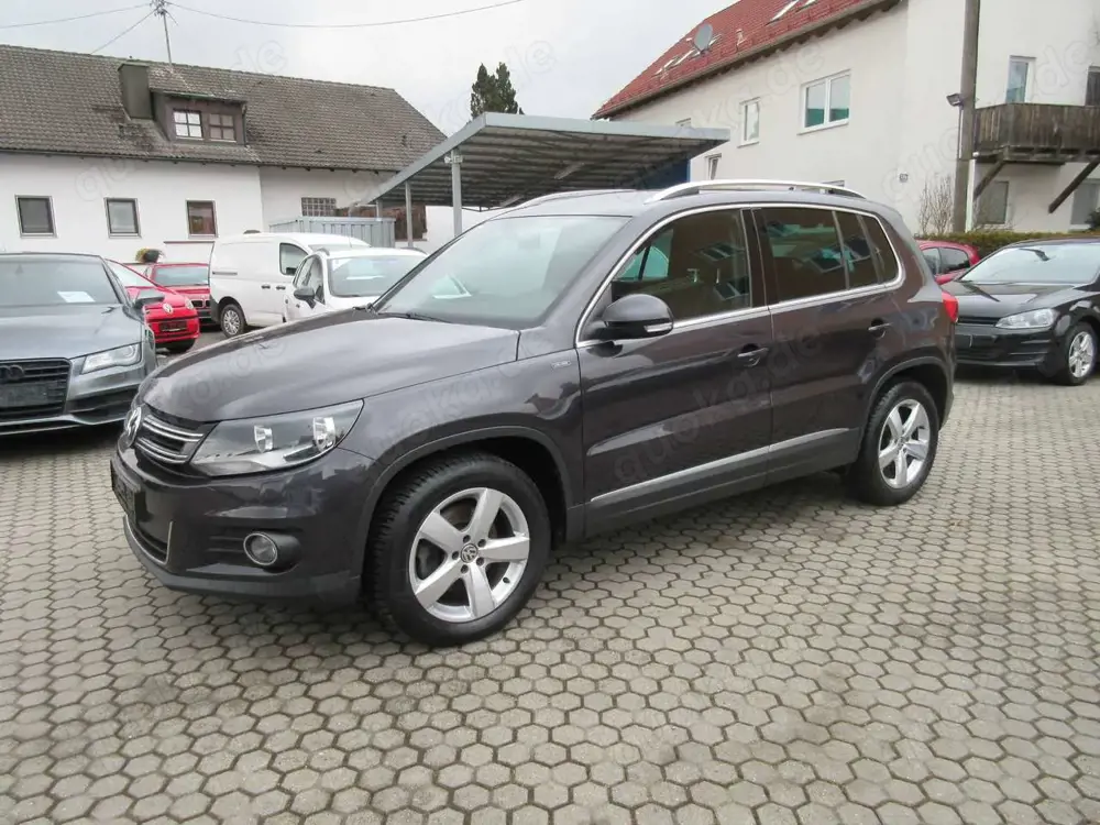 Volkswagen Tiguan Lounge Sport  Style*Gepflegt*