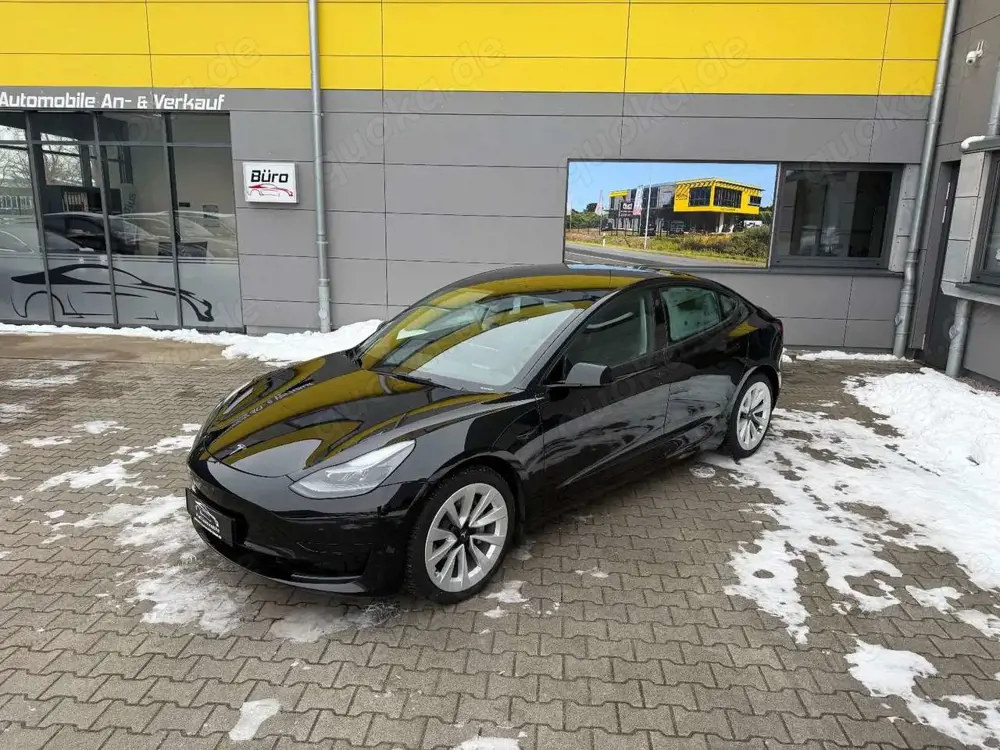 Tesla Model 3 /KLIMA/KAMERAS/MWST/ALU/WINTERREIFEN