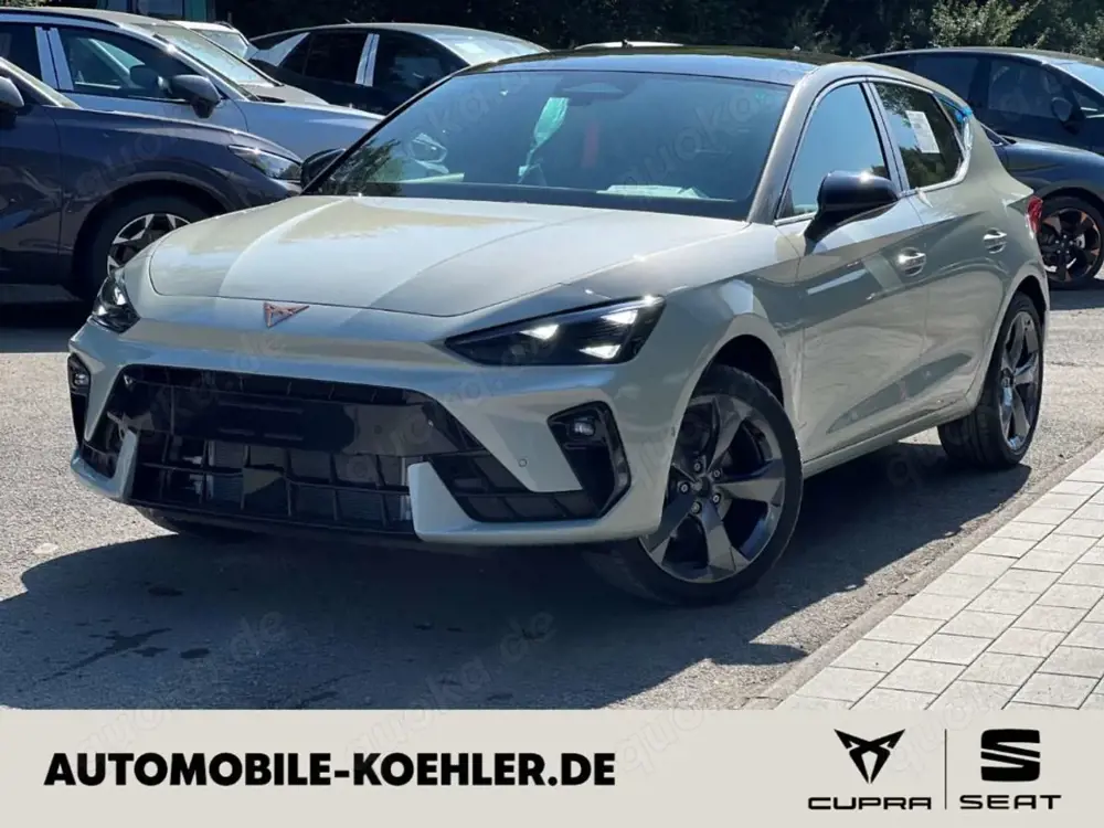 CUPRA Leon 1.5 TSI 7-Gang DSG Sennh.,Dinamica,AHK,Pano