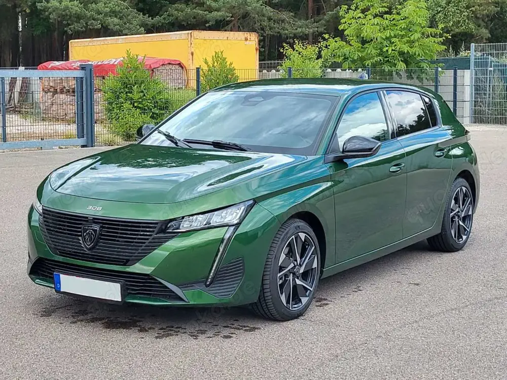 Peugeot 308 Hybrid 136 e-DSC6 Allure / NAVI / T-Leder