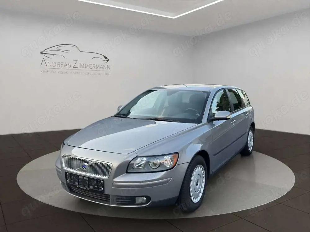 Volvo V50 Kombi 1.8 WENIG KILOMETER!