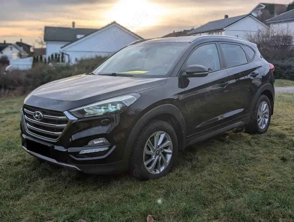 Hyundai TUCSON Tucson blue 1.7 CRDi 2WD Trend