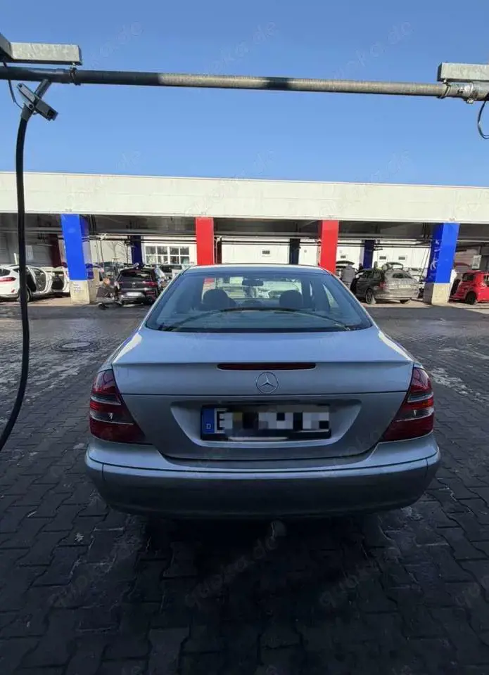 Mercedes-Benz E 200 CDI Classic