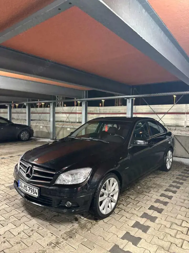 Mercedes-Benz C 180 CGI Automatik BlueEFFICIENCY