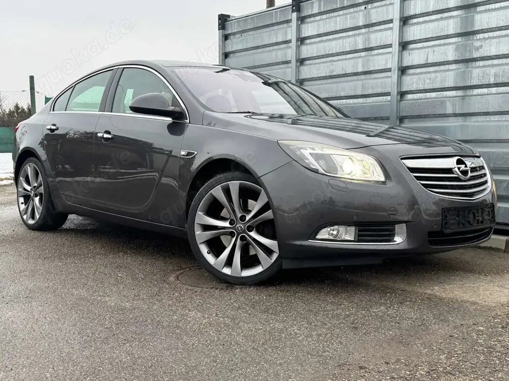 Opel Insignia COSMO 4x4 V6 (TURBO) *AUTOMATIK* EURO5 VOLLEDER