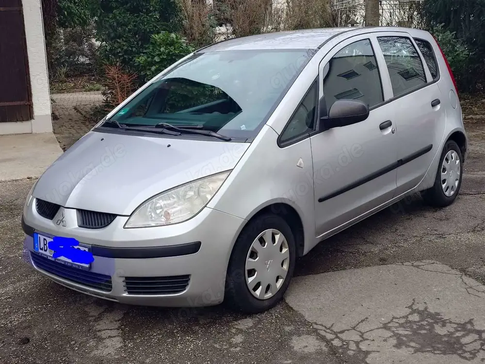 Mitsubishi Colt z30