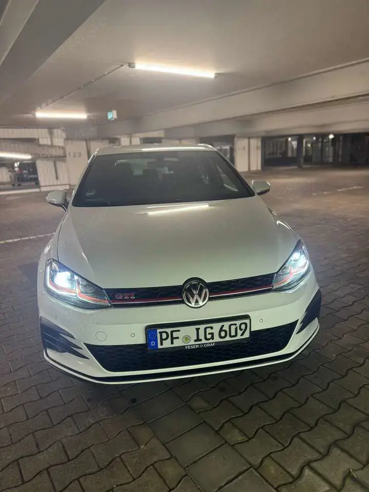 Volkswagen Golf GTI GTI Performance BMT/Start-Stopp