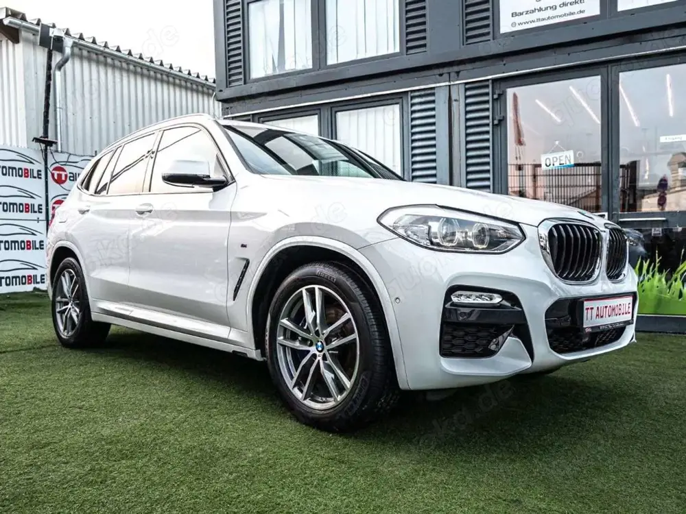 BMW X3 30d xDrive M-SPORT|PANO|HUD|ACC|LED|STANDH.