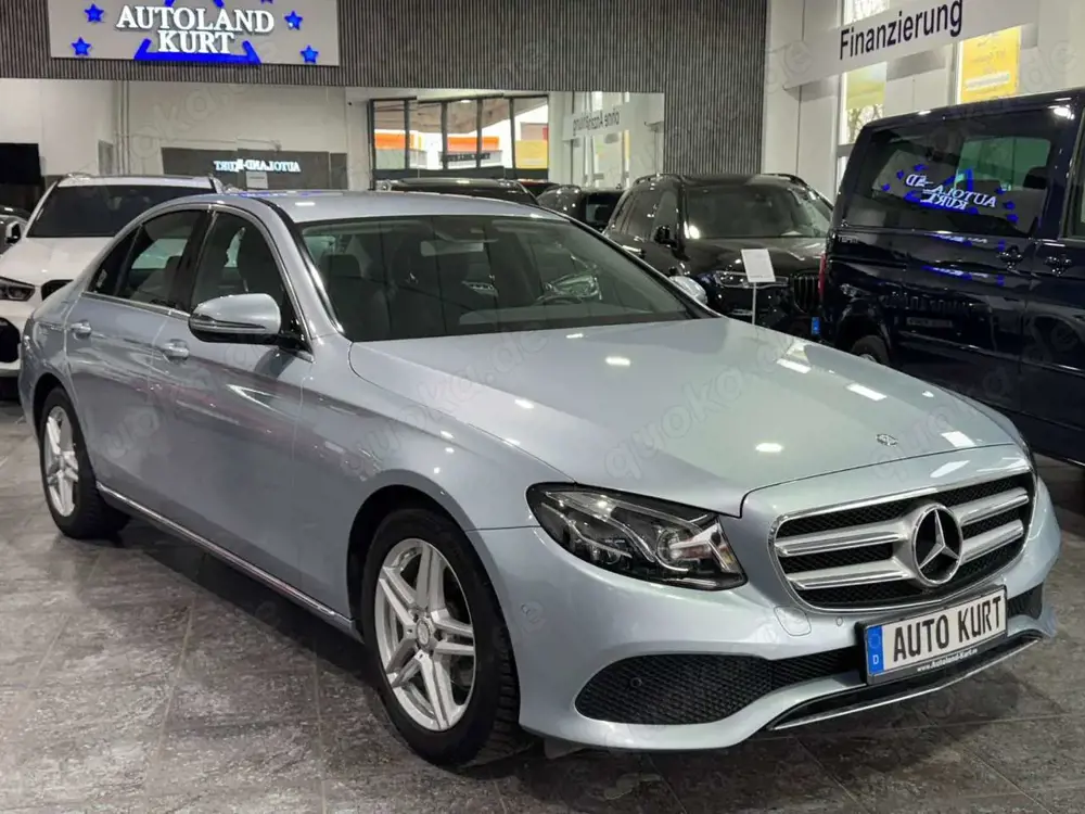 Mercedes-Benz E 220 d Avantgarde*9G*Multibeam*Comand*AHK*CAM