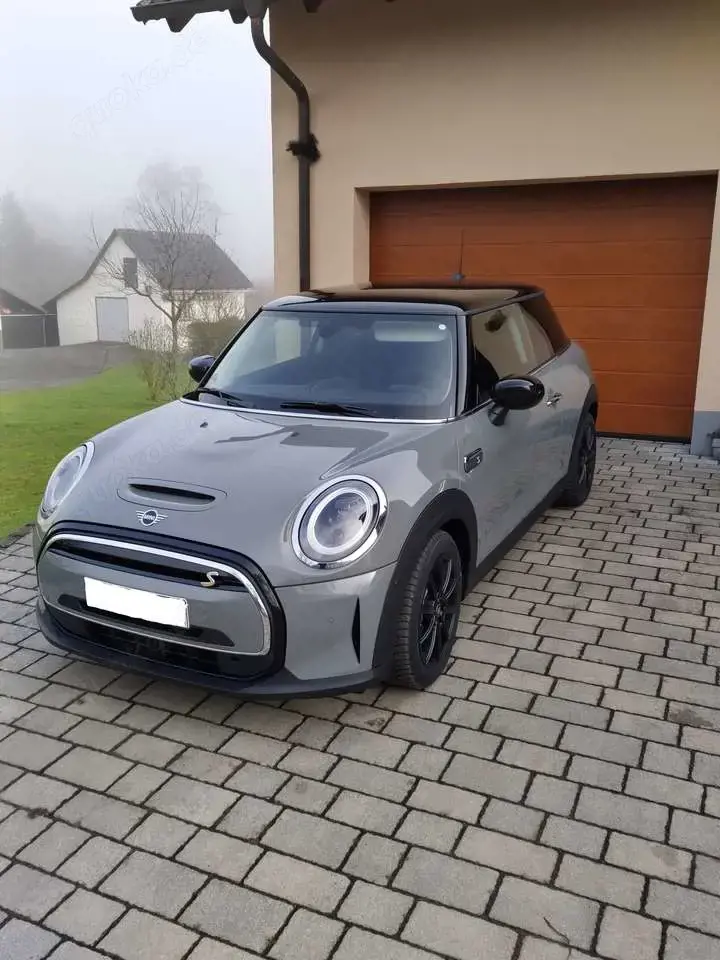 MINI Cooper SE MINI 3-TÜRER Elektro Essential Trim