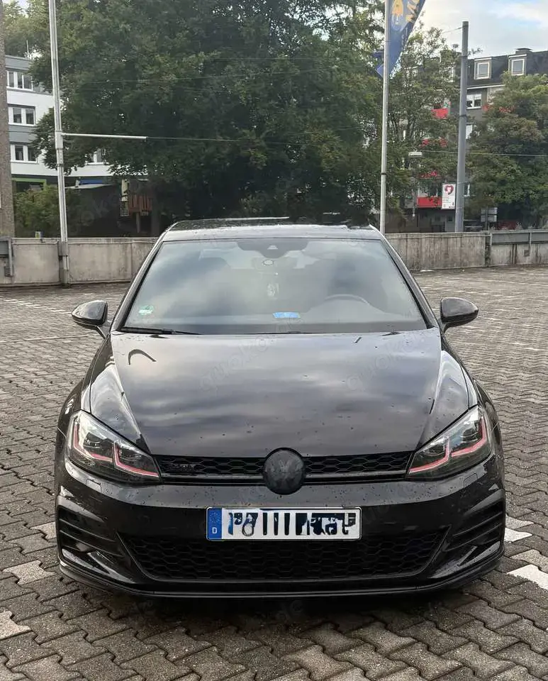 Volkswagen Golf GTI (BlueMotion Technology) DSG Performance