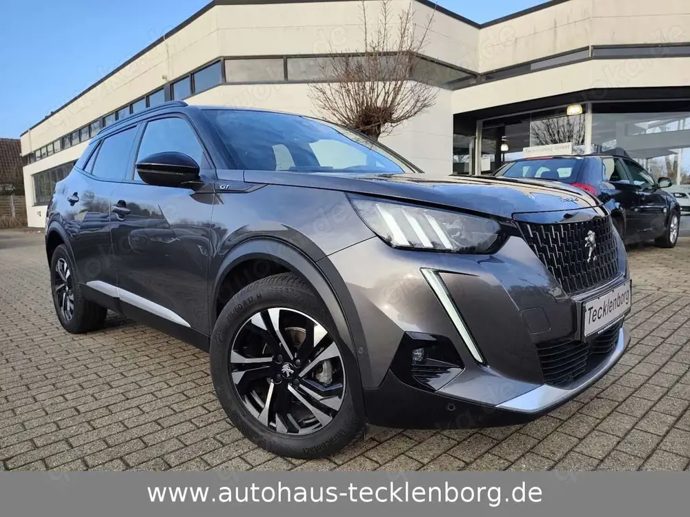 Peugeot 2008 PureTech 130  GT * LED *Navi * Automatik *