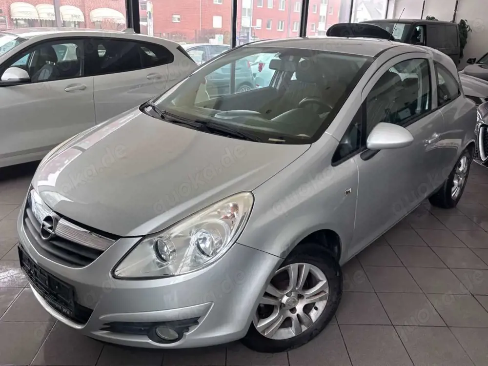 Opel Corsa D Edition Klima 1.2 TÜV Neu