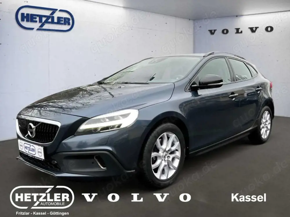 Volvo V40 Cross Country Navi Digitales Cockpit Soundsystem LED Sperrdiff.
