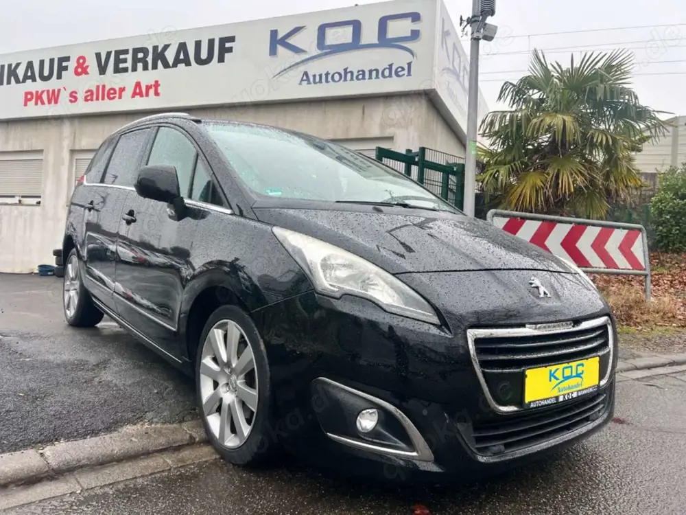 Peugeot 5008 2.0 HDi Allure /1. Hand/Panorama/Head-Up