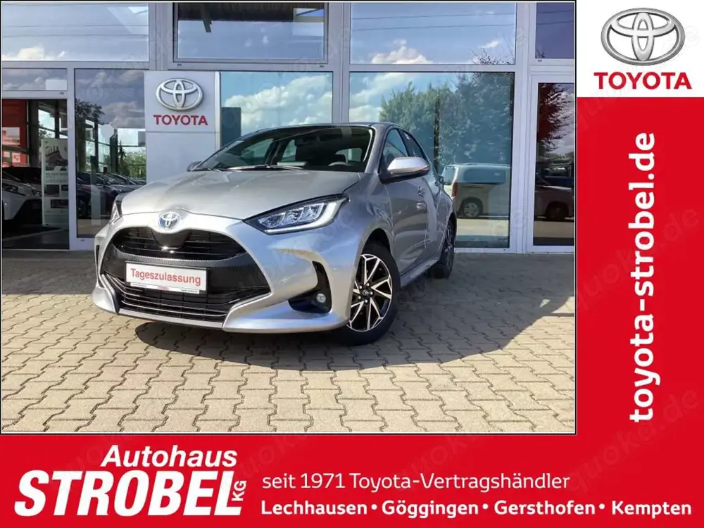 Toyota Yaris Hybrid 116 1.5 VVT-i Teamplayer