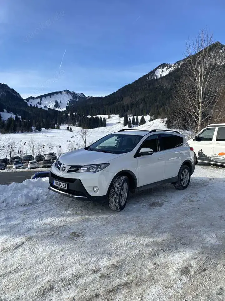 Toyota RAV 4 RAV 4 2.0 D-4D 4x2 Start-Stop Life