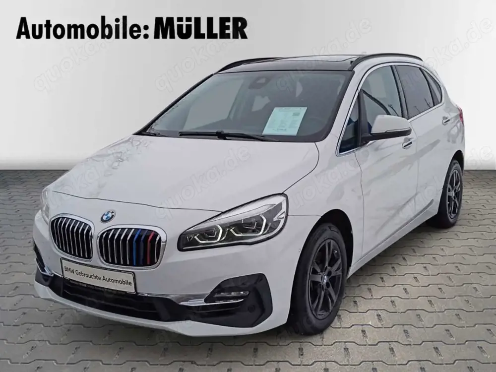 BMW 218 Active Tourer i Luxury Line+HUD+EL. PANODACH+NAVI+