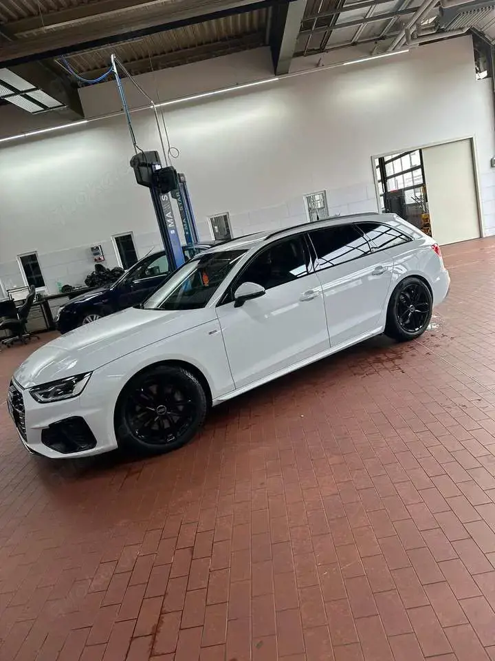 Audi A4 Avant 50 TDI quattro tiptronic S line