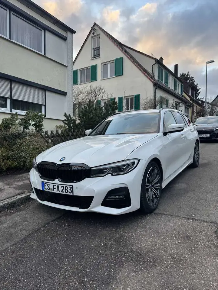 BMW 320 320d Touring Aut. M Sport Laser Head Up Driv. Prof