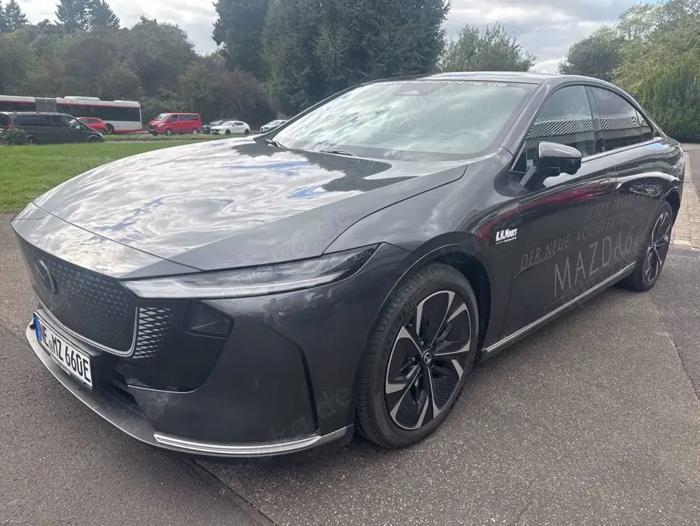 Mazda 6e Takumi EV 258PS