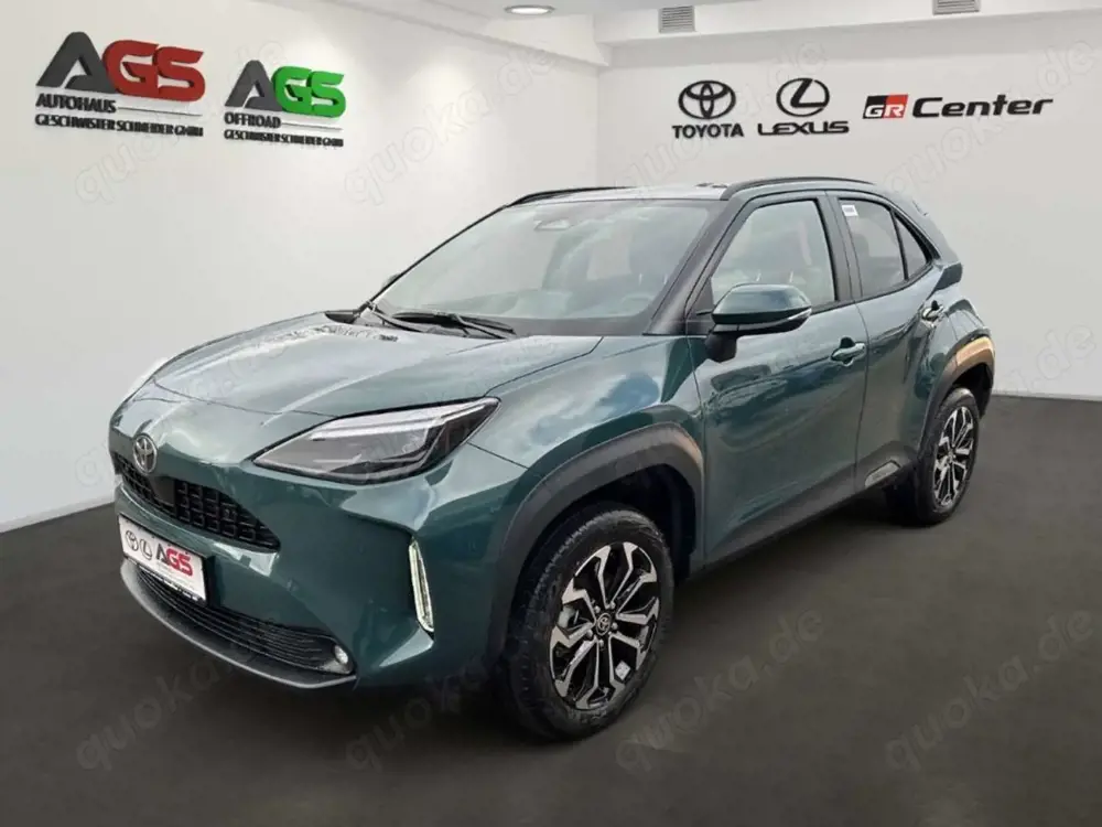 Toyota Yaris Cross 1,5l Teamplayer 4x4 Hybrid Safety + Winter