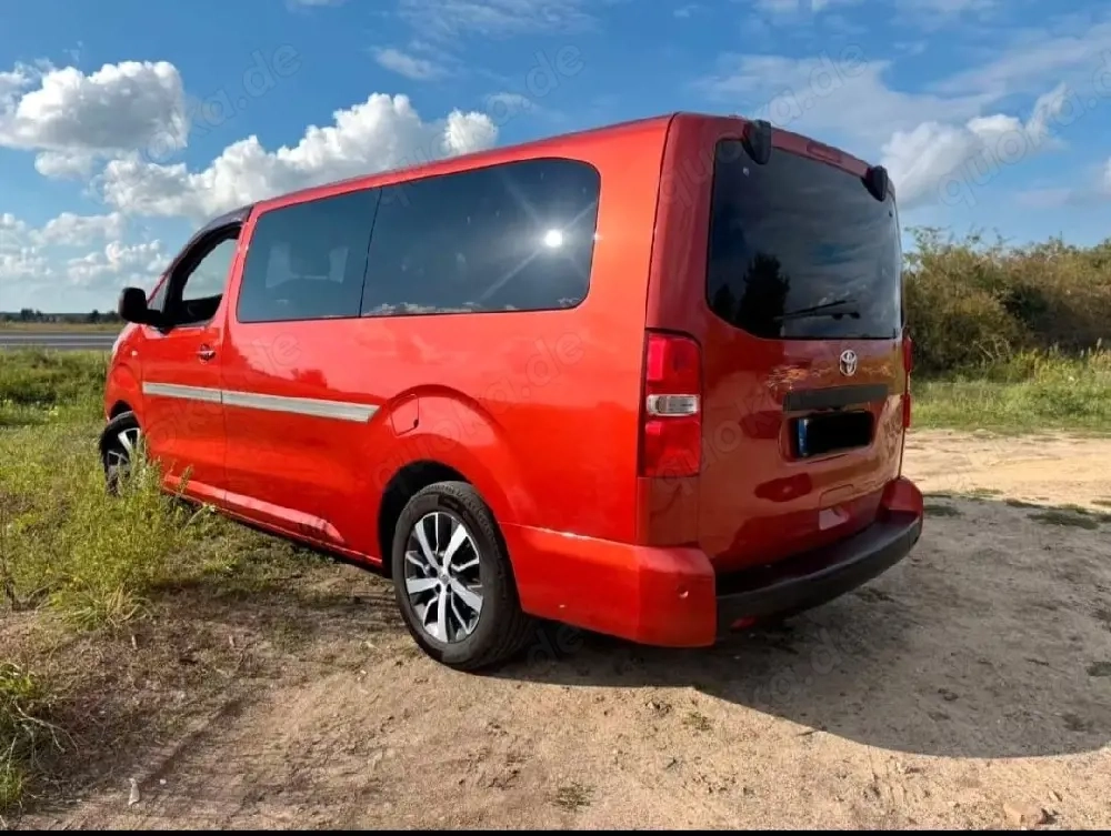 Toyota Proace (Verso) 2,0-l-D-4D 130kW L2 Executive