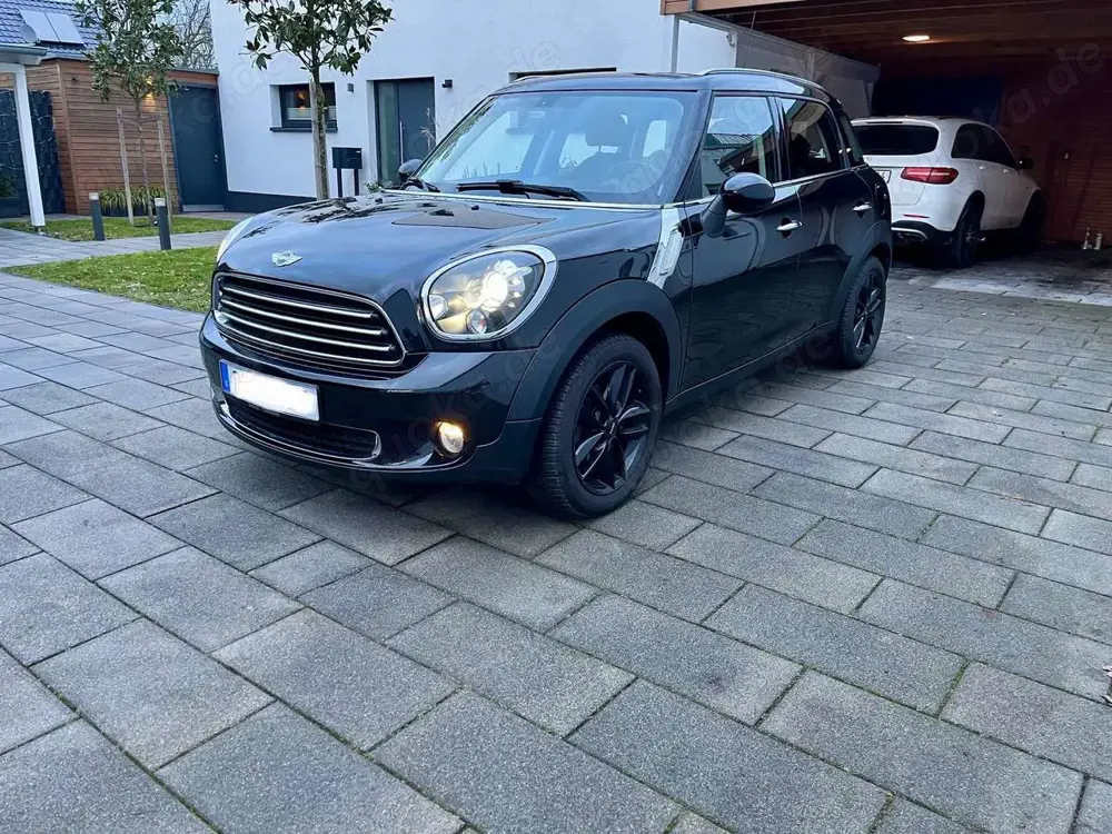 MINI One Countryman