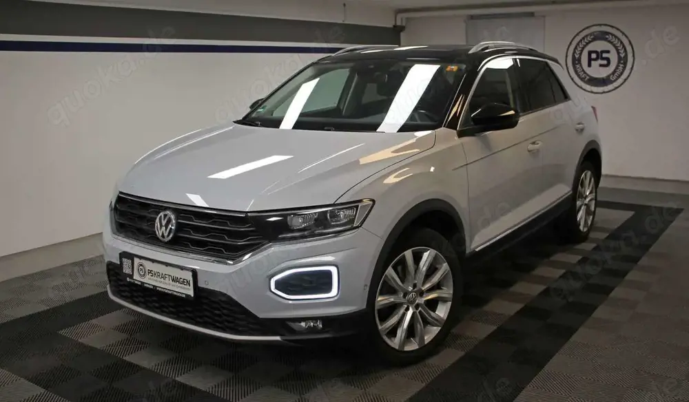 Volkswagen T-Roc 2.0 TDI DSG 4Motion AHK PANO LED ACC NAVI