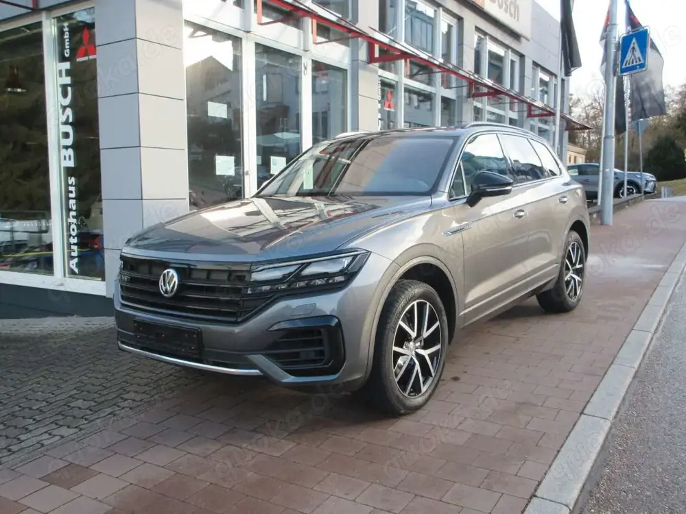 Volkswagen Touareg Elegance 4Motion R Line 3.0V6 TDI