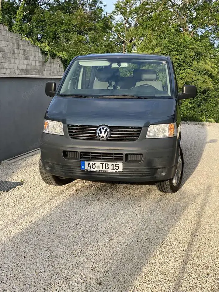 Volkswagen T5 California