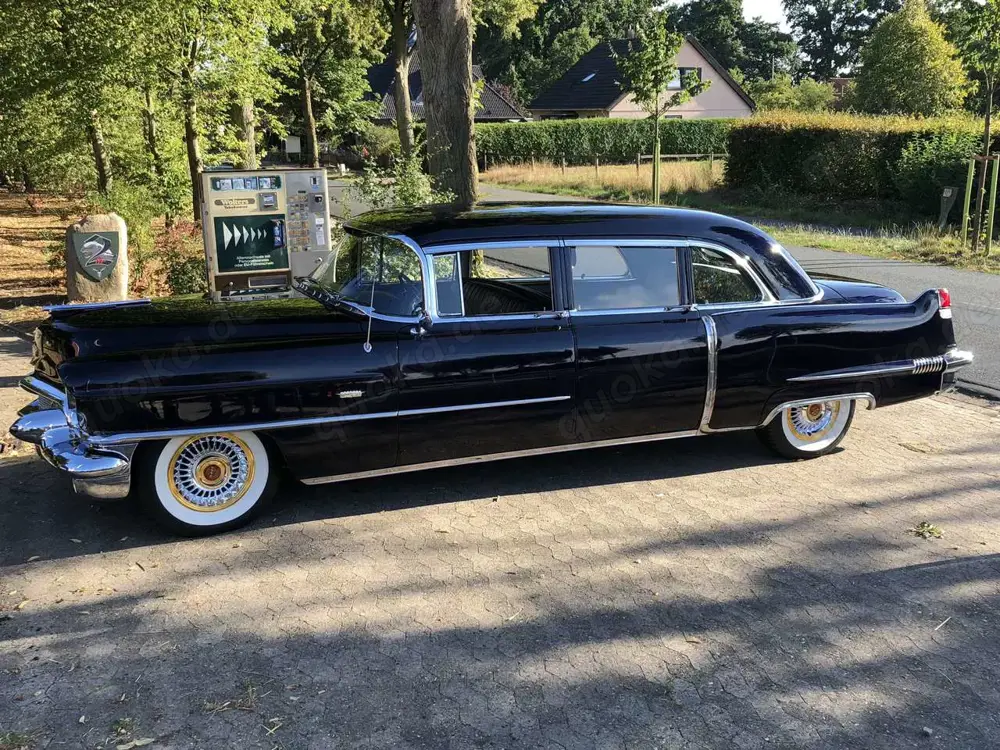 Cadillac Fleetwood Fleetwood 75