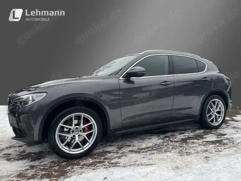 Alfa Romeo Stelvio Super Q4 -Panoramadach-Xenon-AHK-