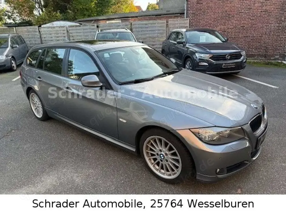 BMW 320 i Touring "Sport" -NAVI-XENON-AHK-PANO