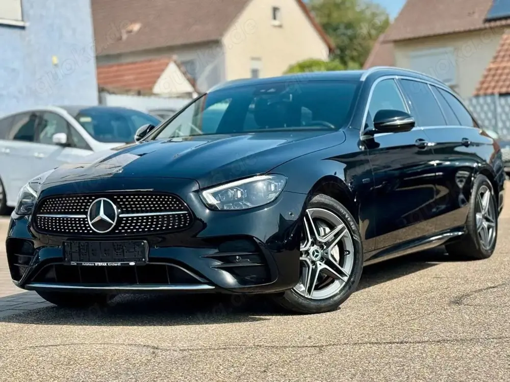Mercedes-Benz E 300 de T 9G-TRONIC AMG Line WIDE|PANO.|Multib.
