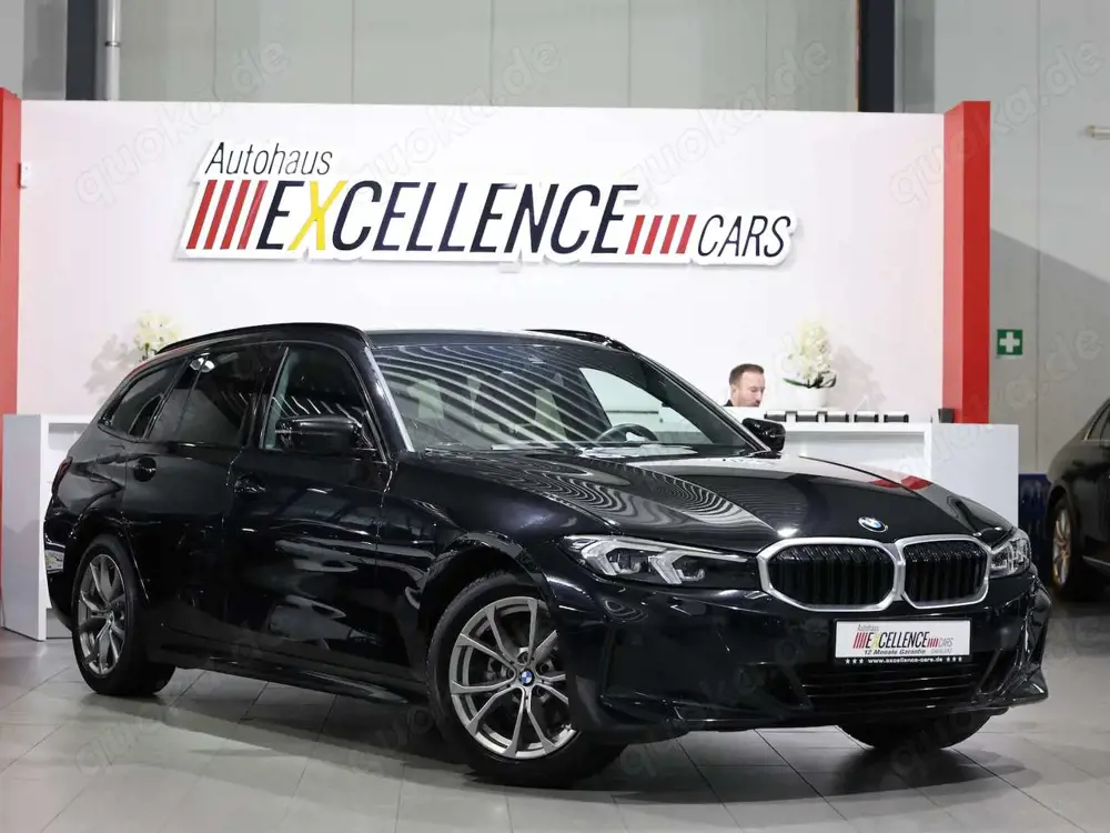 BMW 318 318d Touring SHADOW SPORT CURVED+NAVI,LEDER,LED