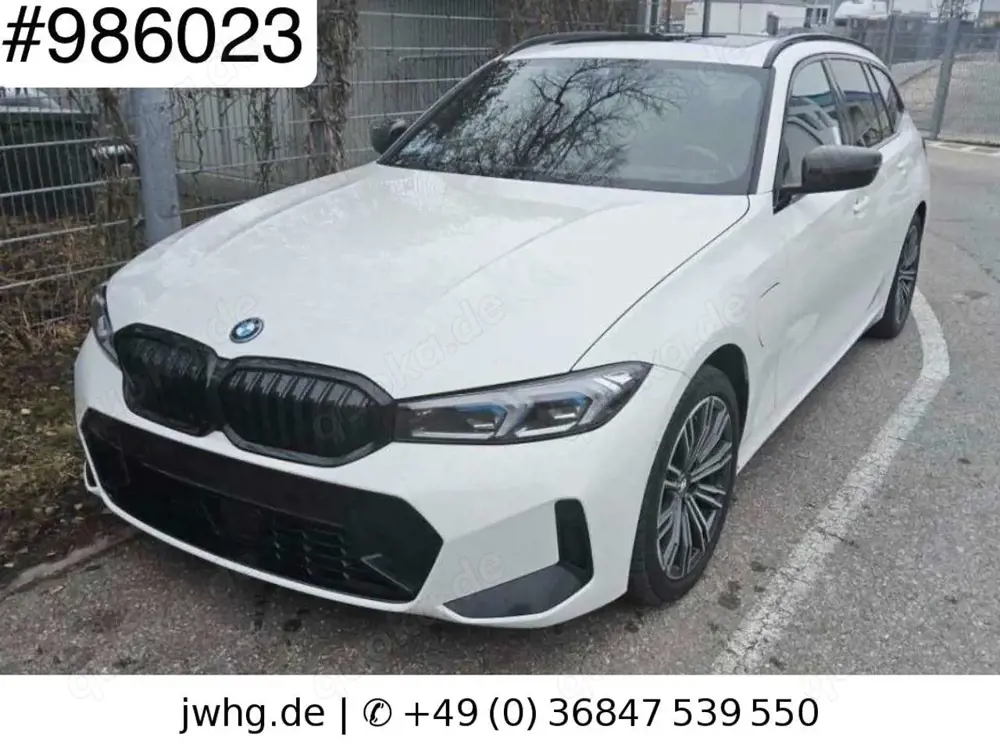 BMW 330