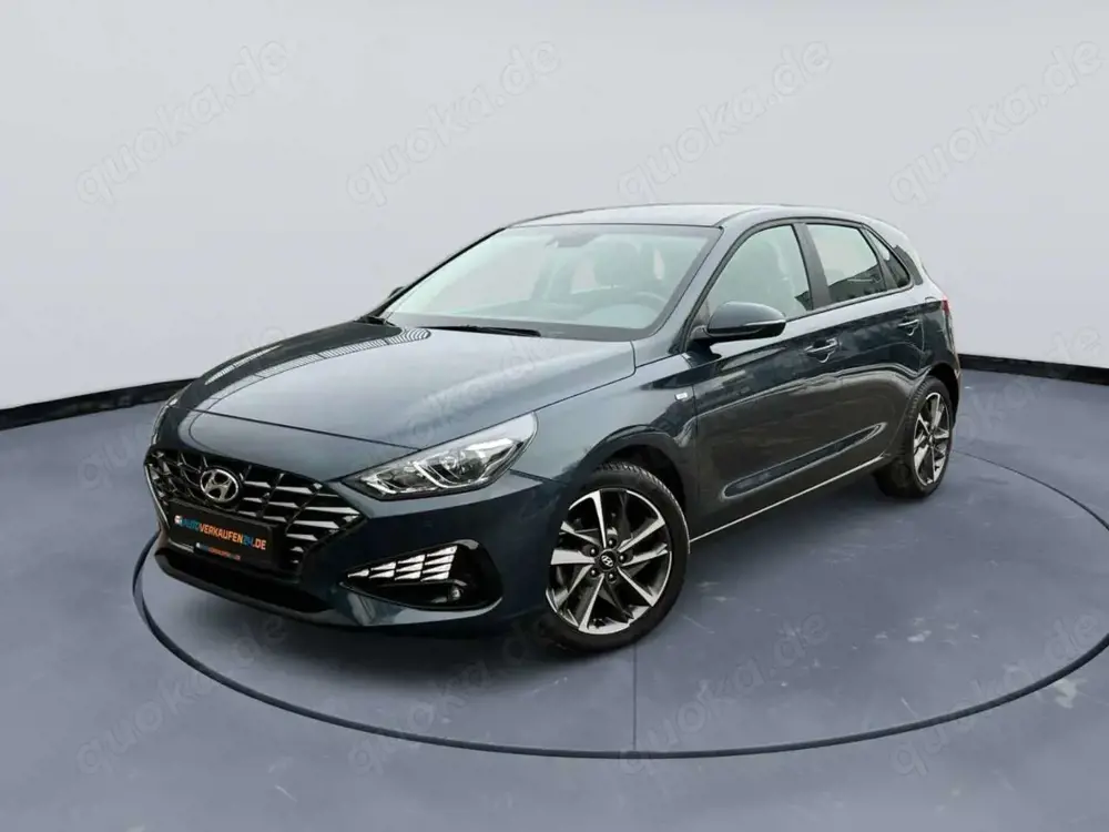 Hyundai i30 Aut. KAMERA CARPLAY ACC DAB SHZ NUR 18TKM!