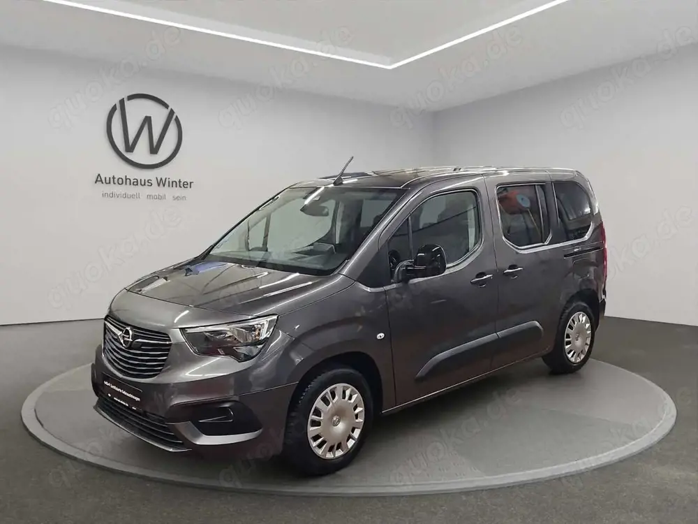 Opel Combo Life E 1,5D Elegance Navi 180°Kamera SHZ